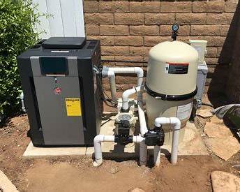 Raypak P-R206A-EN-C #50 Digital Natural Gas Heater, 199.5K BTU, Electronic Ignition, Polymer Headers, Copper Exchanger, 200 lbs | 009216